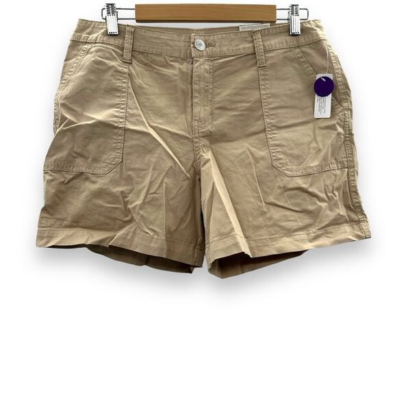 St. John's Bay Pants - St. John's Bay Mid‎ Rise Beige Tan 5" Inseam Shorts Size 10 NEW